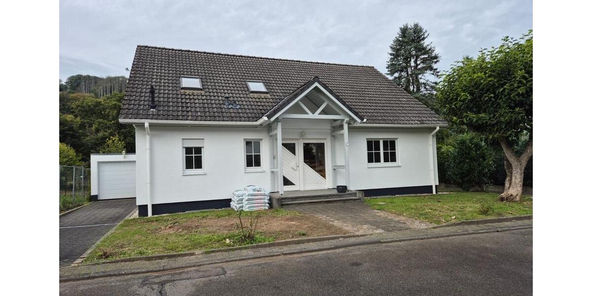 Einfamilienhaus Waldbreitbach - 3 Zimmer, 205 m&sup2;, 498.000&euro; | Angebot:25310215
