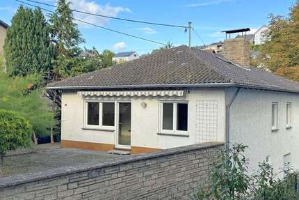 Haus Kruft - 5 Zimmer, 211 m&sup2;, 385.000&euro; | Angebot:24599953