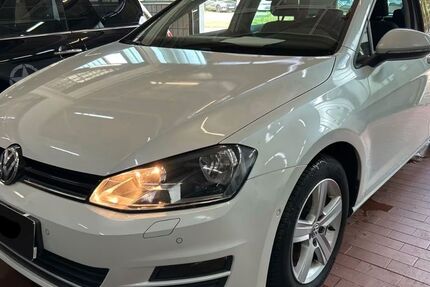 VW Golf 116.250 km 7.599 &euro; Sinzig- Löhndorf 53489