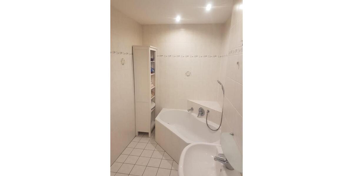 Etagenwohnung Koblenz Bubenheim - 4 Zimmer, 121 m&sup2;, 1.300&euro; | Angebot:25419332