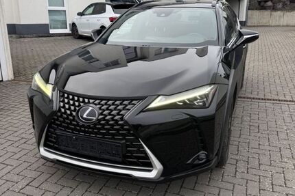 Lexus UX 69.425 km 23.999 &euro; Ransbach Baumbach 56235