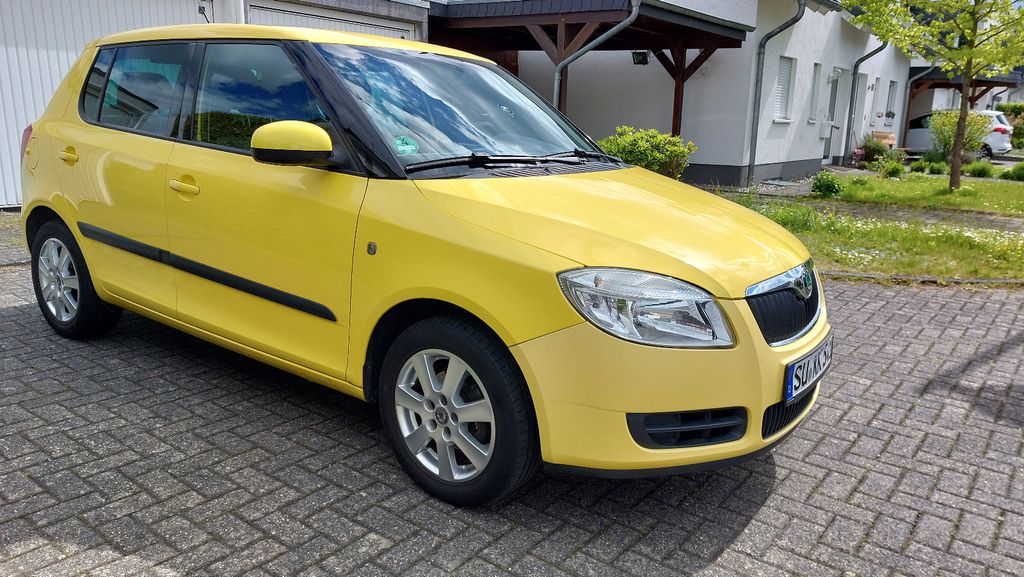Skoda Fabia 218.000 km 1.799 &euro; Bad Honnef 53604