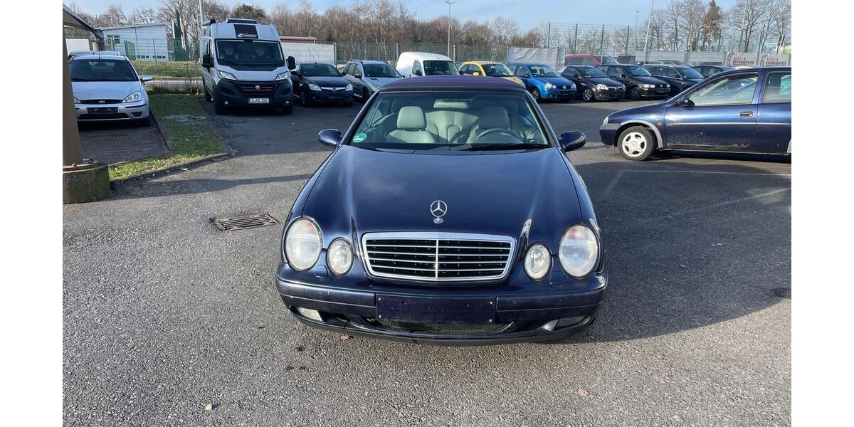 Mercedes-Benz CLK 200 172.496 km 1.890 &euro; Vettelschoss 53560