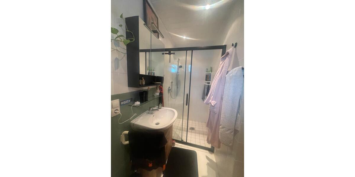 Etagenwohnung Koblenz Bisholder - 1.5 Zimmer, 30 m&sup2;, 550&euro; | Angebot:26651636