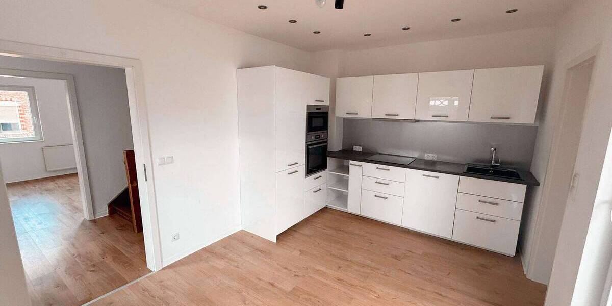 Einfamilienhaus Koblenz Metternich - 7 Zimmer, 153 m&sup2;, 330.000&euro; | Angebot:25970401