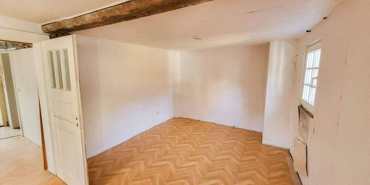 Einfamilienhaus Dausenau - 6 Zimmer, 140 m&sup2;, 79.000&euro; | Angebot:25691927