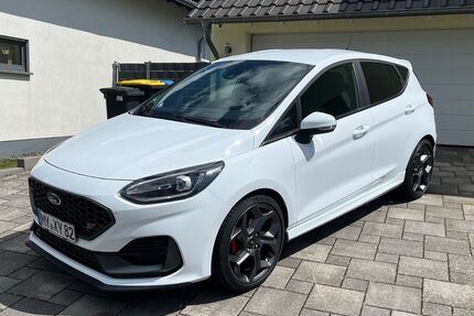 Ford Fiesta 29.999 km 22.499 &euro; Münstermaifeld 56294