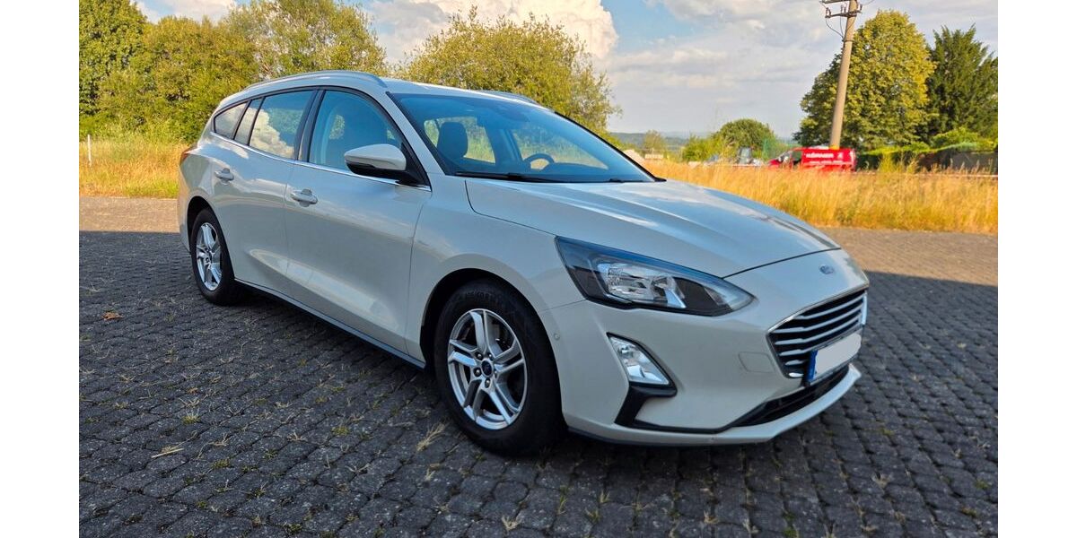 Ford Focus 140.927 km 11.700 &euro; Meinborn 56584