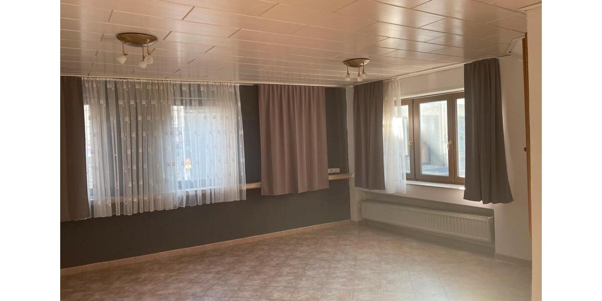 Doppelhaushälfte Polch - 6 Zimmer, 190 m&sup2;, 1.400&euro; | Angebot:25811596