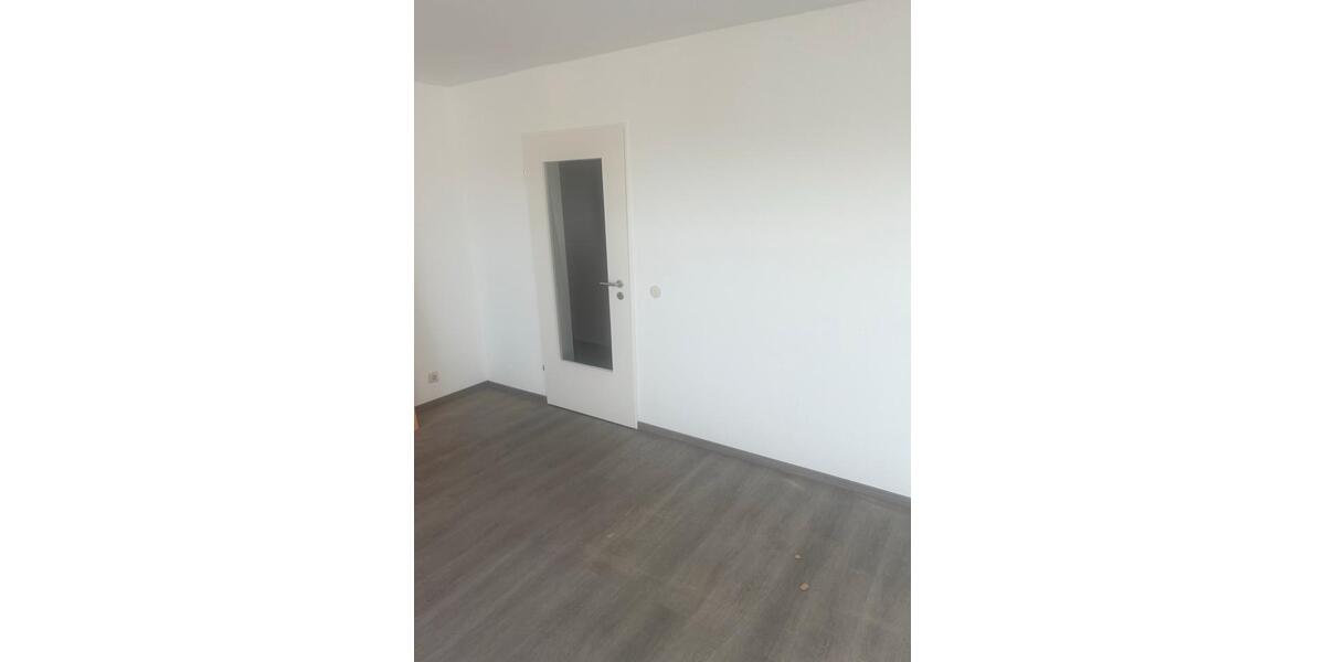 Dachgeschoßwohnung Neuwied - 2 Zimmer, 50 m&sup2;, 550&euro; | Angebot:25859992