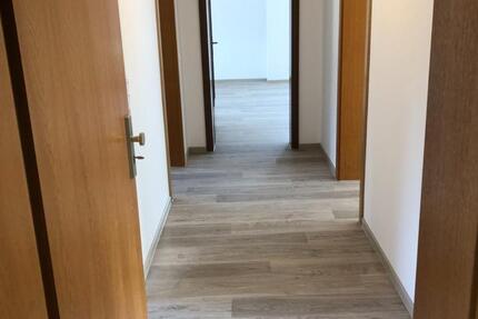 Wohnung Remagen - 3 Zimmer, 91 m&sup2;, 900&euro; | Angebot:24360322