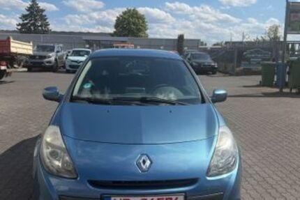 Renault Clio 148.000 km 2.590 &euro; Neuwied 56566
