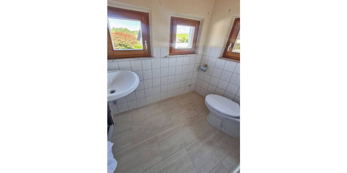 Einfamilienhaus Rüscheid - 8 Zimmer, 200 m&sup2;, 295.000&euro; | Angebot:25691878