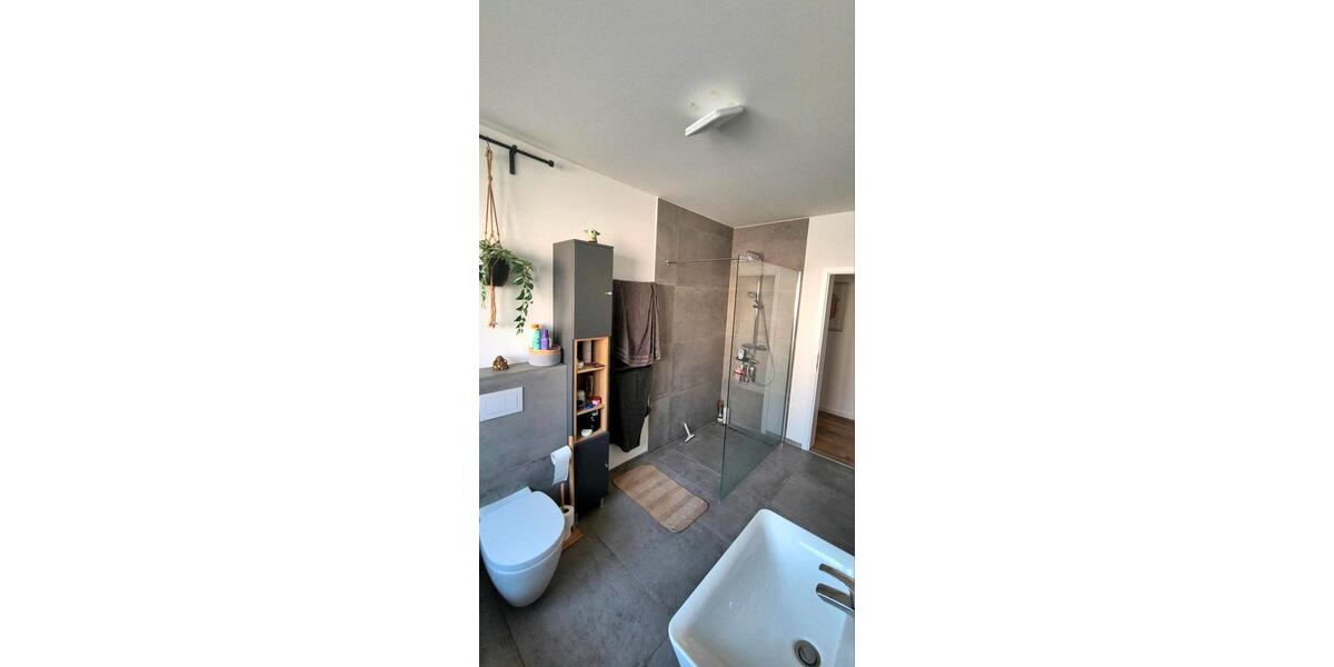 Etagenwohnung Großmaischeid - 3 Zimmer, 106 m&sup2;, 985&euro; | Angebot:25860000