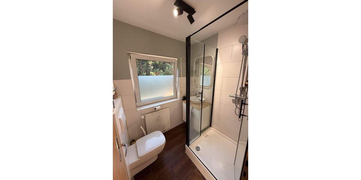 Etagenwohnung Rheinbrohl - 2 Zimmer, 93 m&sup2;, 174.000&euro; | Angebot:25787224