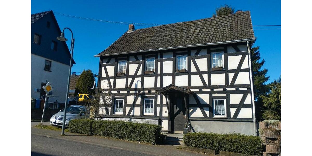 Einfamilienhaus Asbach - 6 Zimmer, 166 m&sup2;, 199.999&euro; | Angebot:24773234