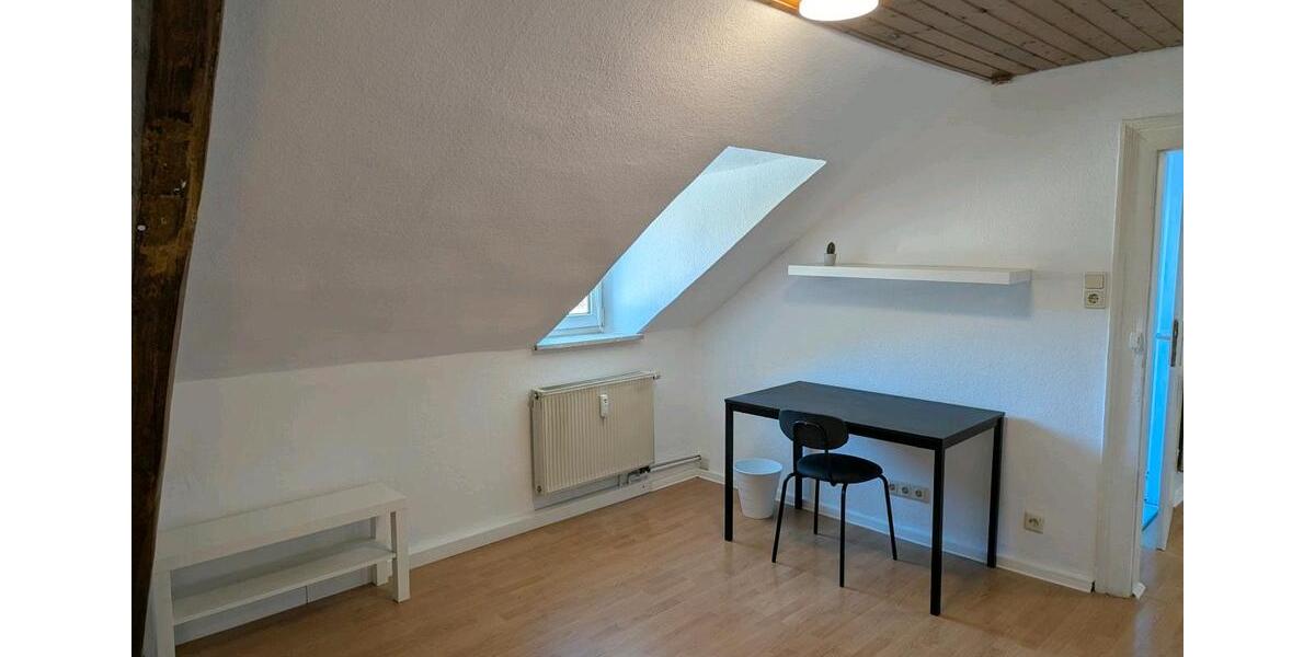 Dachgeschoßwohnung Neuwied - 3 Zimmer, 90 m&sup2;, 1.050&euro; | Angebot:25851207