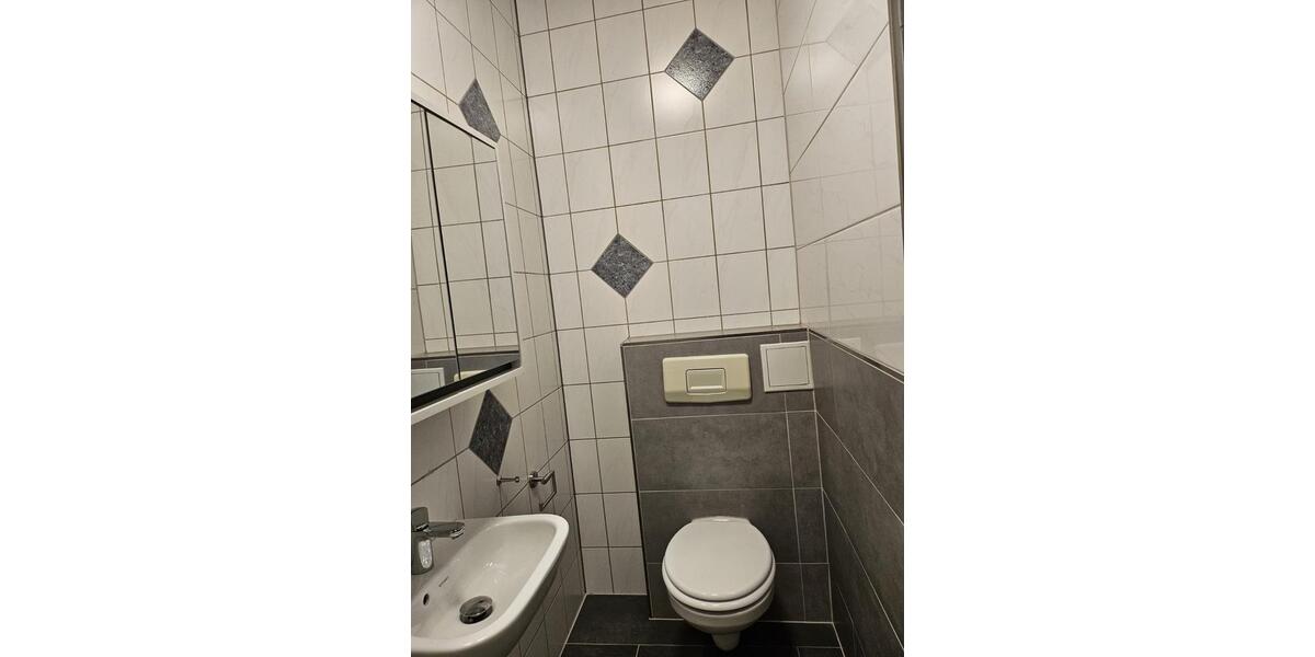 Etagenwohnung Koblenz Bubenheim - 1 Zimmer, 29 m&sup2;, 400&euro; | Angebot:25941904