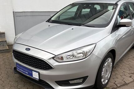 Ford Focus 49.850 km 9.890 &euro; Koblenz 56068