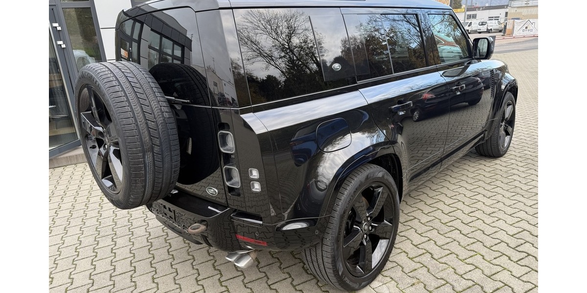 Land Rover Defender 110 V8 21.800 km 98.790 &euro; Koblenz 56070