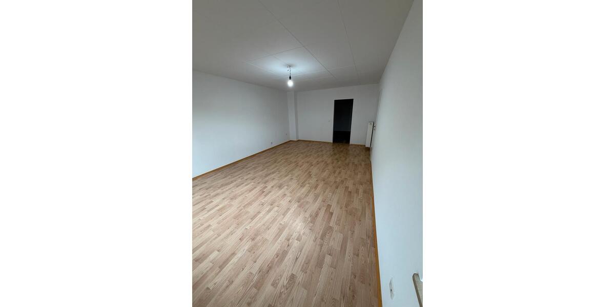 Etagenwohnung Selters (Westerwald) - 3 Zimmer, 105 m&sup2;, 890&euro; | Angebot:25724561