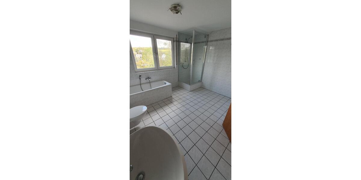 Einfamilienhaus Bad Breisig - 6 Zimmer, 151 m&sup2;, 1.390&euro; | Angebot:26167781