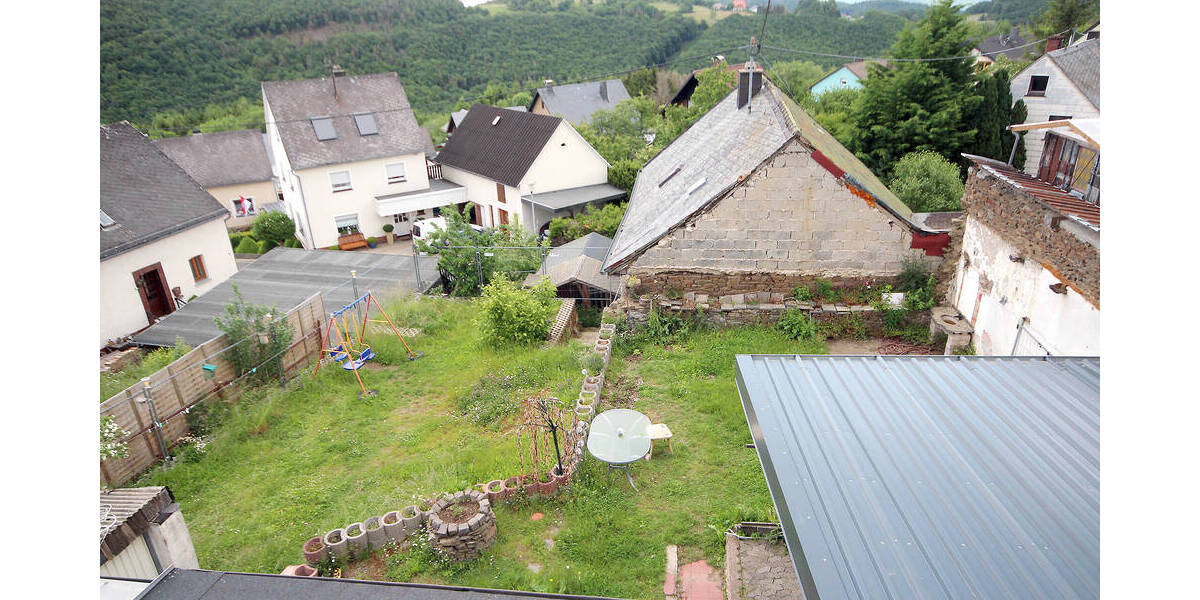 Mehrfamilienhaus, Wohnhaus Langenfeld - 5 Zimmer, 100 m&sup2;, 69.000&euro; | Angebot:25702339