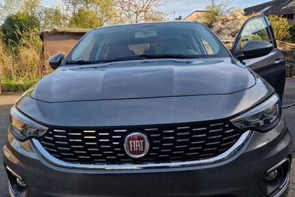 Fiat Tipo 85.000 km 11.500 &euro; Remagen 53424