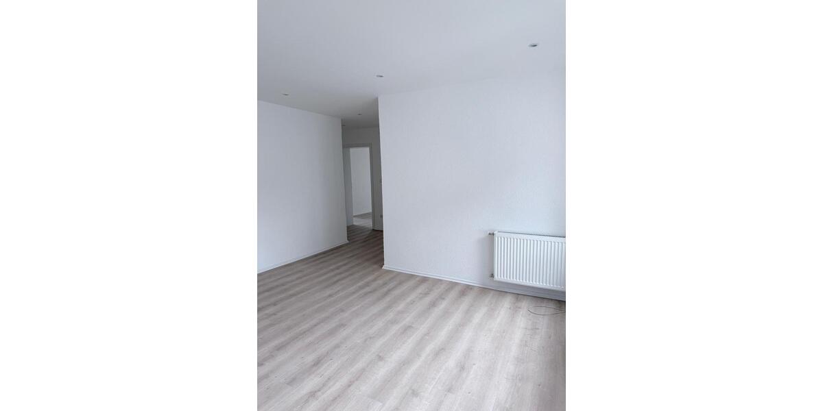 Etagenwohnung Kleinmaischeid - 4 Zimmer, 135 m&sup2;, 1.215&euro; | Angebot:25256837