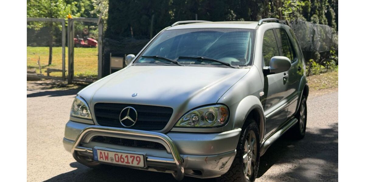 Mercedes-Benz ML 430 265.000 km 1.499 &euro; Bad Breisig 53498