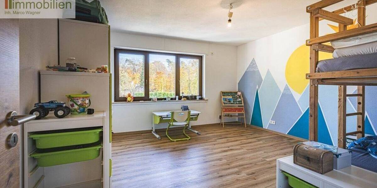 Einfamilienhaus Breitscheid - 9 Zimmer, 200 m&sup2;, 449.000&euro; | Angebot:25744964