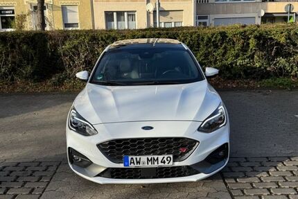 Ford Focus 105.800 km 19.300 &euro; Sinzig 53489