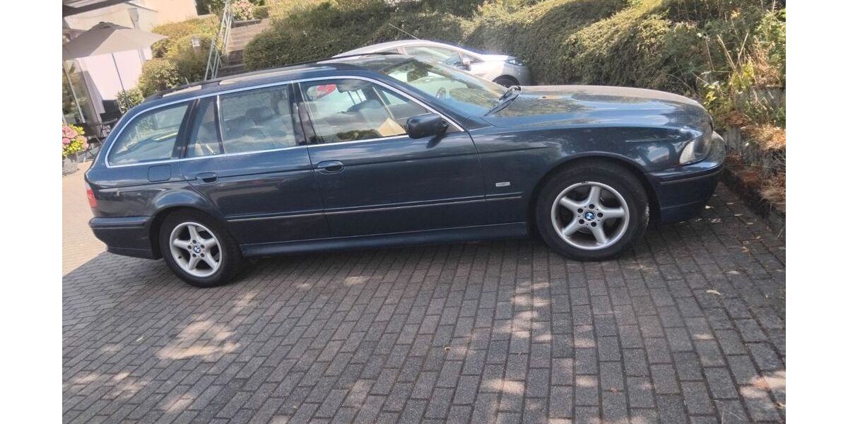 BMW 530 307.000 km 2.000 &euro; Ochtendung 56299