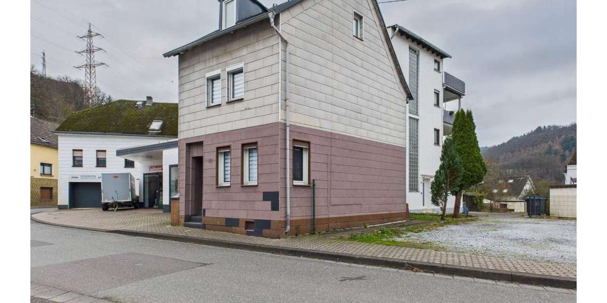 Einfamilienhaus Fachbach - 2.5 Zimmer, 63 m&sup2;, 130.000&euro; | Angebot:24517522