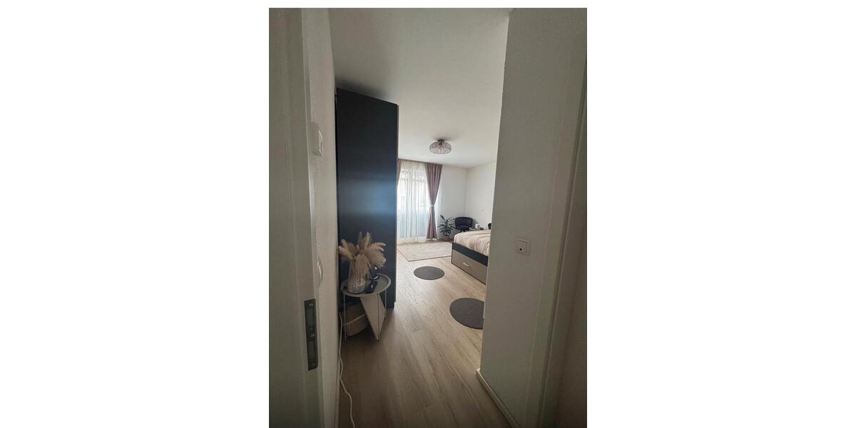 Dachgeschoßwohnung Schalkenbach - 4 Zimmer, 125 m&sup2;, 1.300&euro; | Angebot:26023341