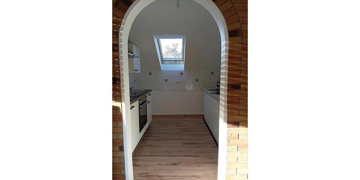 Dachgeschoßwohnung Bendorf - 3 Zimmer, 75 m&sup2;, 850&euro; | Angebot:25926261