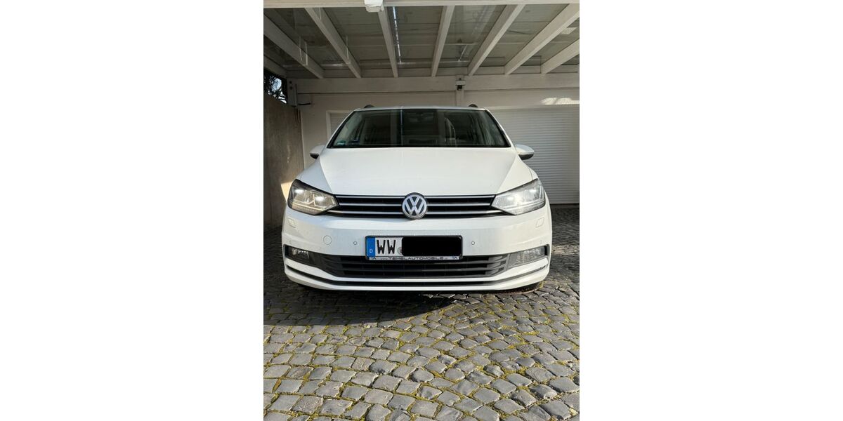 VW Touran 78.000 km 21.800 &euro; Höhr-Grenzhausen 56203
