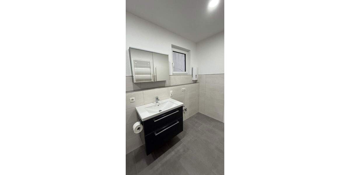 Etagenwohnung Andernach Namedy - 5 Zimmer, 116 m&sup2;, 1.750&euro; | Angebot:25831639