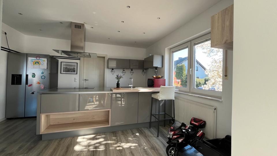 Einfamilienhaus Nauort - 6 Zimmer, 265 m&sup2;, 560.000&euro; | Angebot:26080076