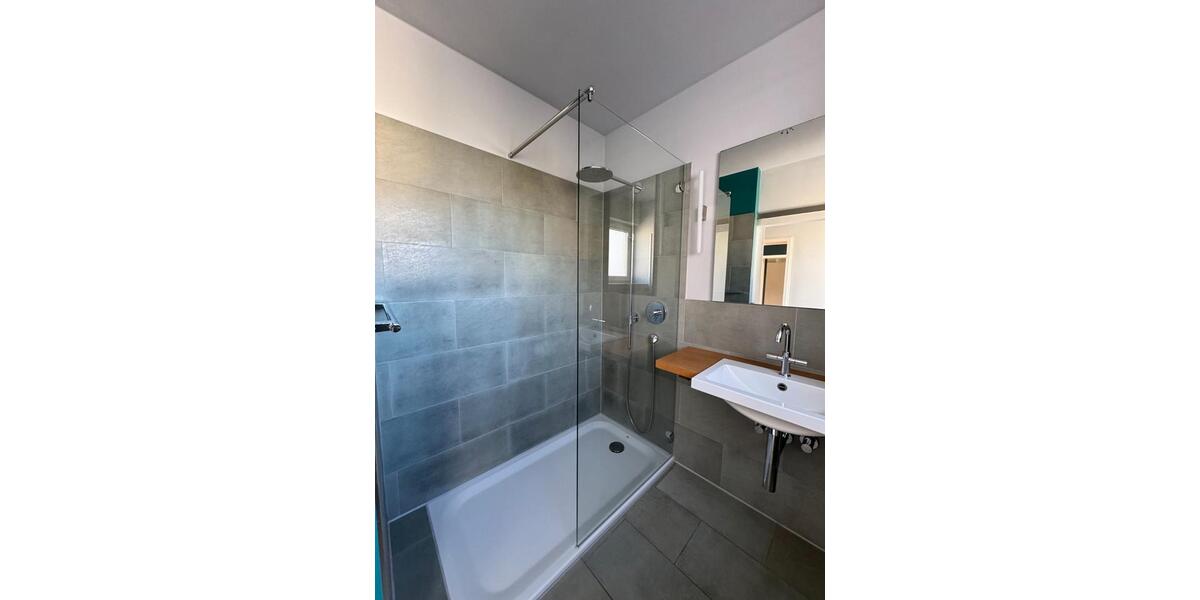 Etagenwohnung Koblenz Karthause - 2 Zimmer, 92 m&sup2;, 1.150&euro; | Angebot:26676348