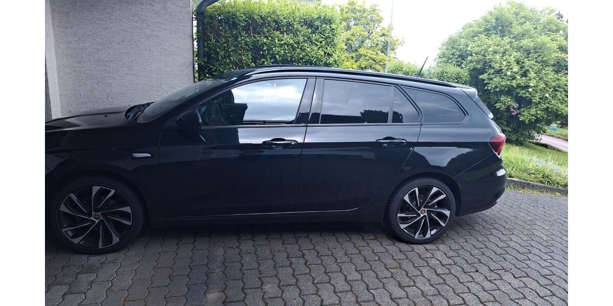 Fiat Tipo 49.899 km 12.900 &euro; Vettelschoß 53560