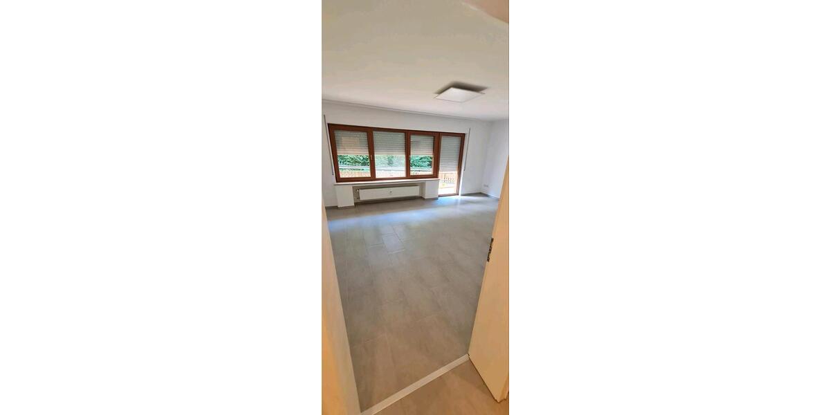 Erdgeschoßwohnung Breitscheid - 3 Zimmer, 85 m&sup2;, 850&euro; | Angebot:25906884