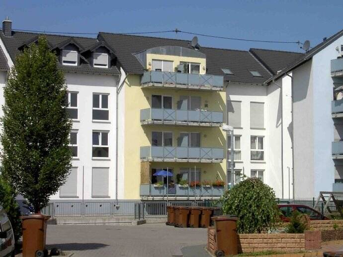 Etagenwohnung Weißenthurm - 3 Zimmer, 80 m&sup2;, 656&euro; | Angebot:25771875