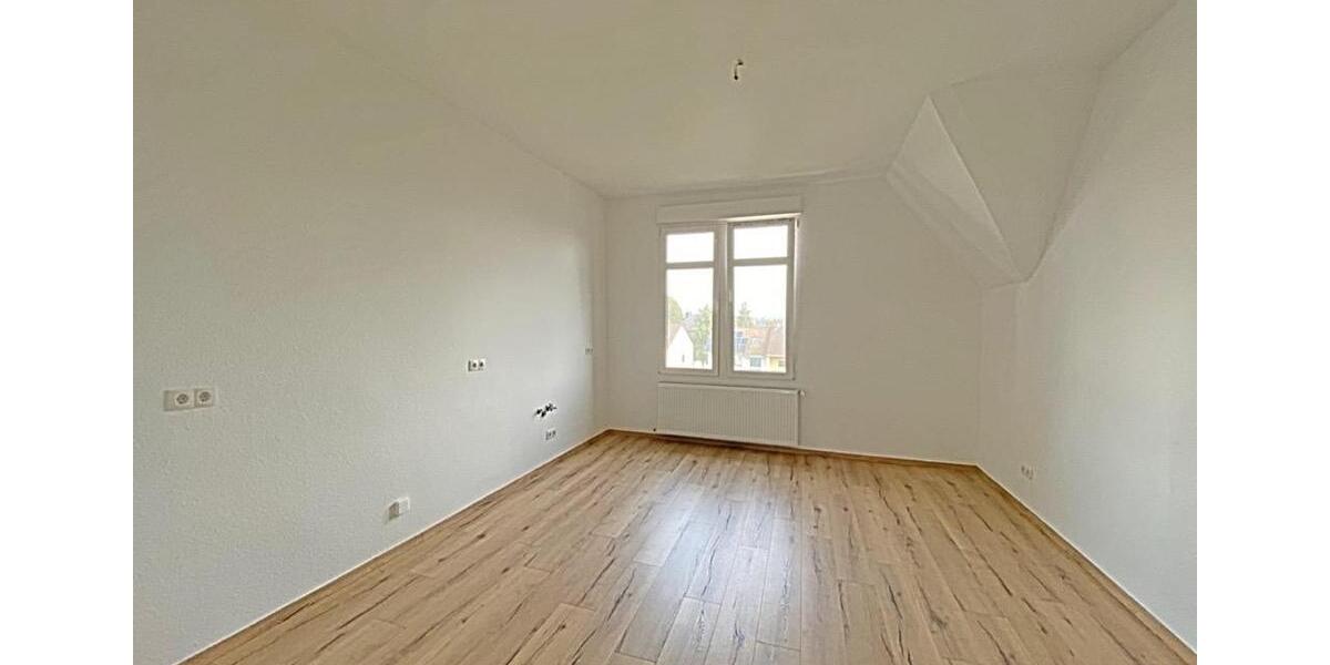 Dachgeschoßwohnung Neuwied Block - 3 Zimmer, 120 m&sup2;, 900&euro; | Angebot:23879708