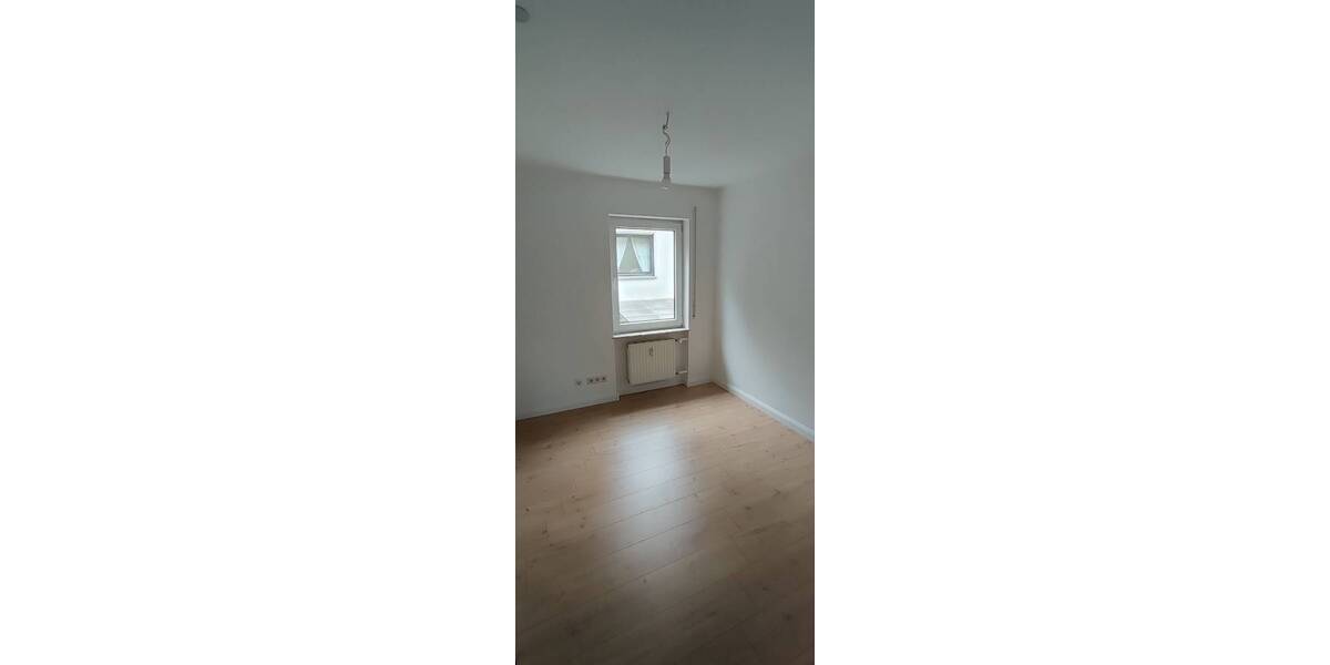 Etagenwohnung Spessart - 3 Zimmer, 71 m&sup2;, 500&euro; | Angebot:25696846
