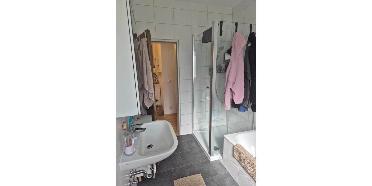 Hochparterre Unkel - 3 Zimmer, 94 m&sup2;, 850&euro; | Angebot:25999961