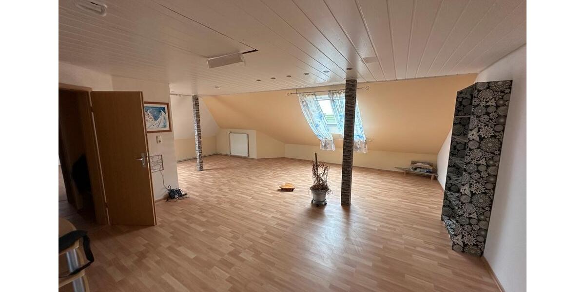Einfamilienhaus Montabaur - 9 Zimmer, 266 m&sup2;, 610.000&euro; | Angebot:23220345