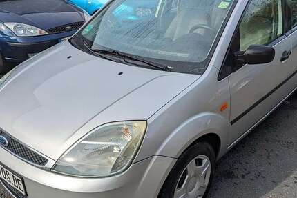 Ford Fiesta 150.000 km 1.789 &euro; Urbar 56182