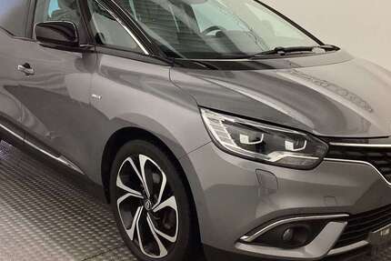 Renault Scenic 132.700 km 13.990 &euro; Nauort 56237