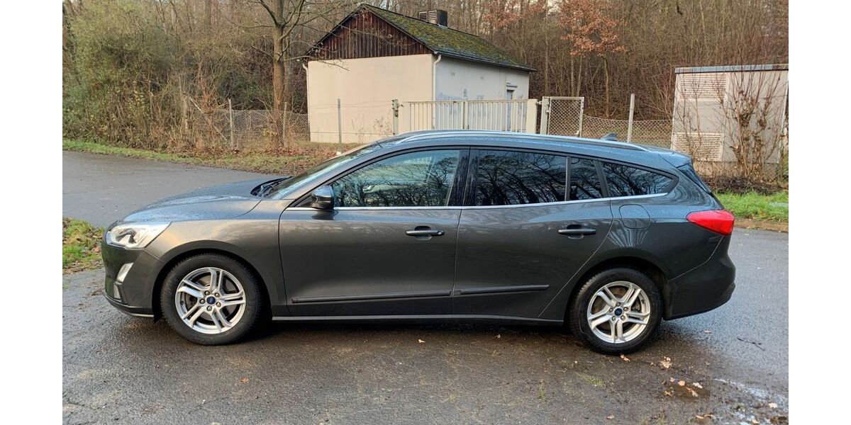 Ford Focus 100.000 km 8.950 &euro; Sinzig 53489
